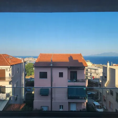 Pinecone * Kavala
