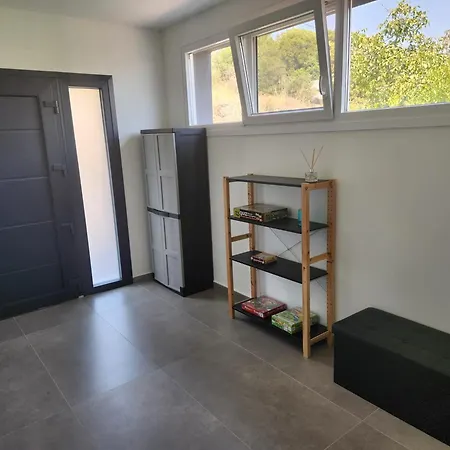Pinecone Apartment *
